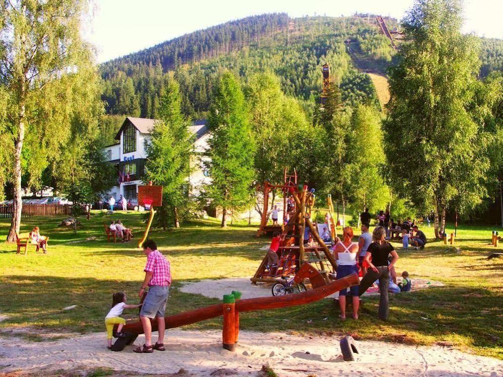 Hotel Harrachov Inn Luaran gambar